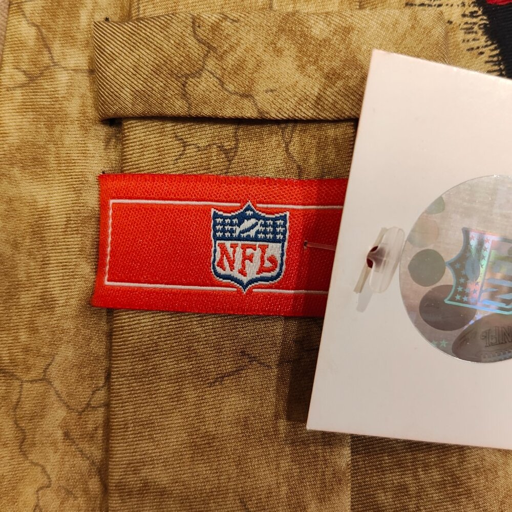 NFL Eagles Wings 100% Silk New York Giants Nostalgia Tie, New With Tags! - Picture 5 of 7